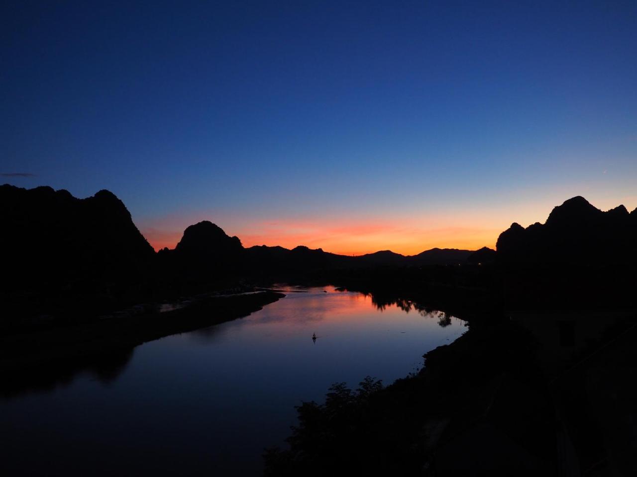 Commander Lodge Phong Nha Bagian luar foto