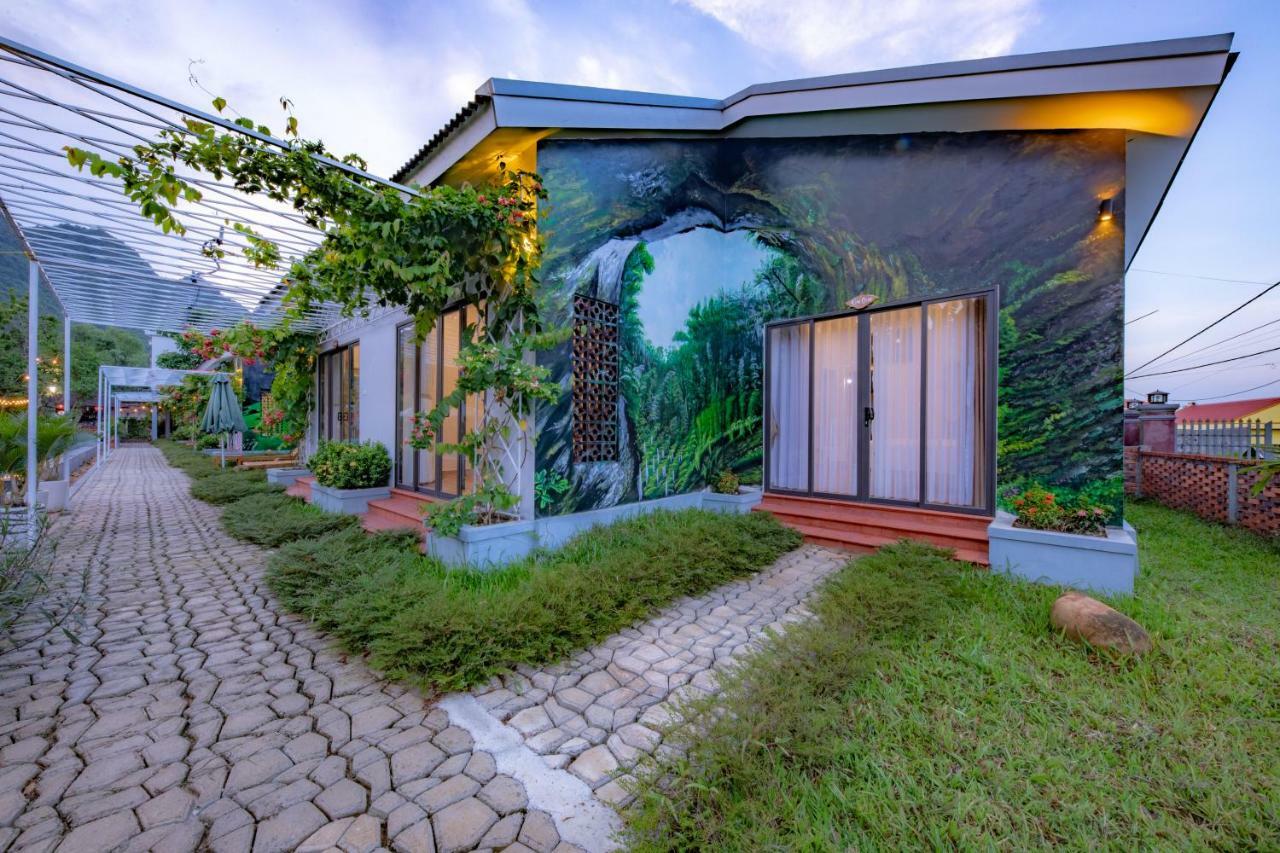 Commander Lodge Phong Nha Bagian luar foto
